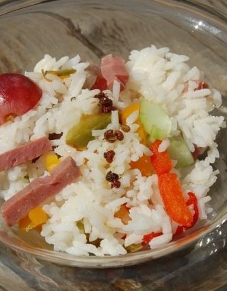 Salade de riz sucré-salé