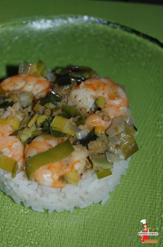 Recette de riz accompagné de crevettes et poireaux avec une tapenade cajùn