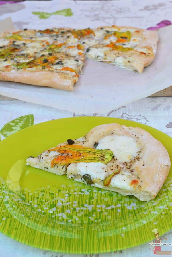 pizza-fleur-de-courgette-mozzarella-1
