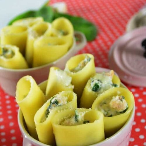 Paccheri farcis aux épinards et saumon