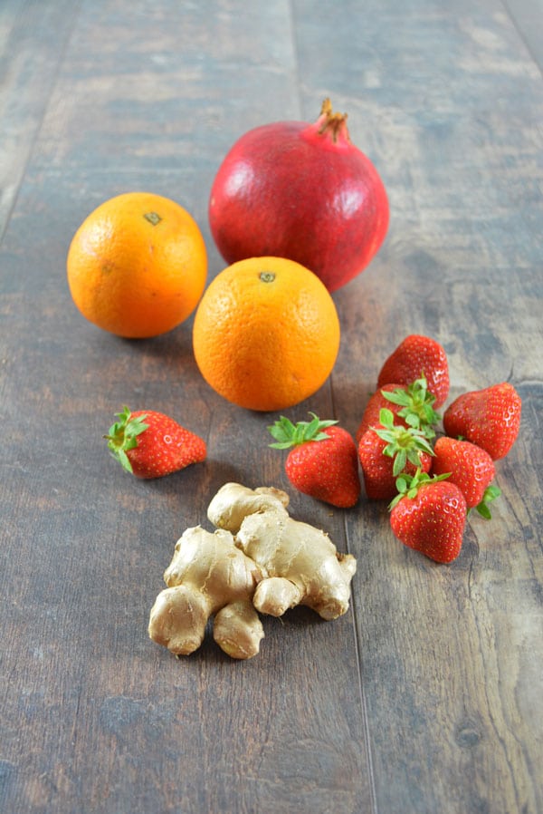 Les fruits et le gingembre pour réaliser ce jus vitaminé.