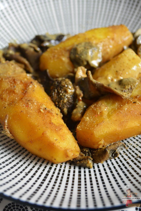 Pommes de terre curry et champignons