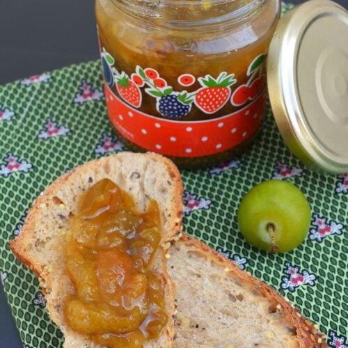 Confiture de reines-claudes à la vanille