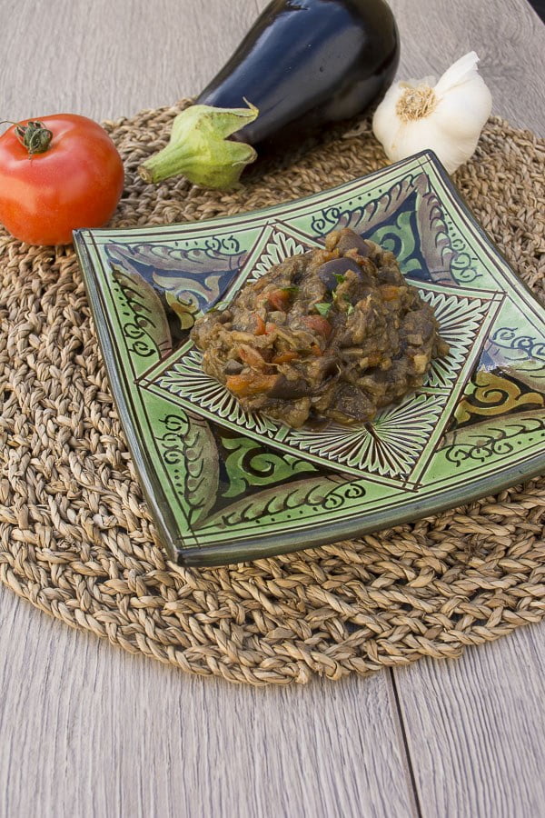 Salade marociane à base d'aubergines, cumin et huile d'olives.
