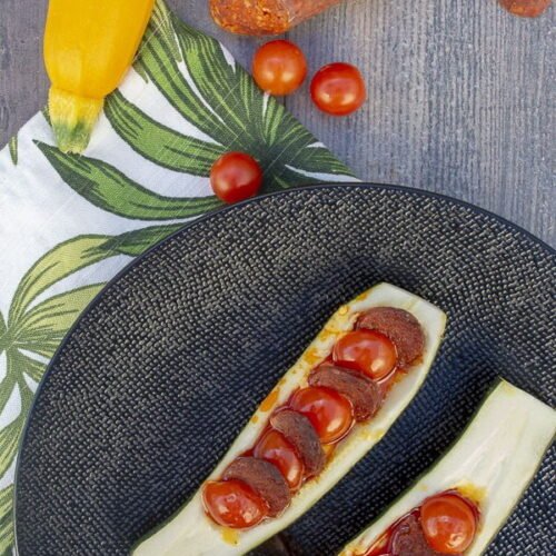 Barquettes de courgettes au chorizo et tomates cerise