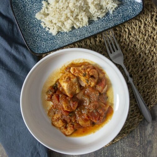 Curry de saumon et crevettes accompagné de son riz