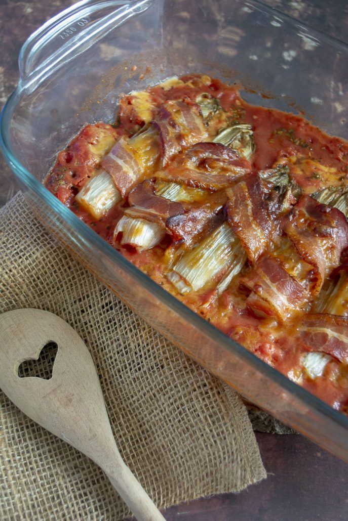 Plat cétogène : la recette des endives à la sauce tomate