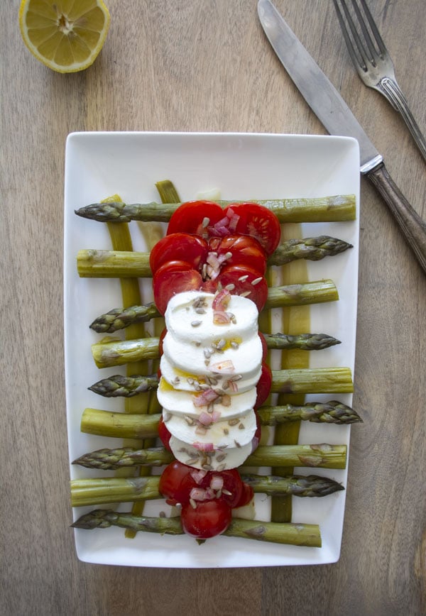 Salade Asperge, Poireau, Tomate et Mozzarella